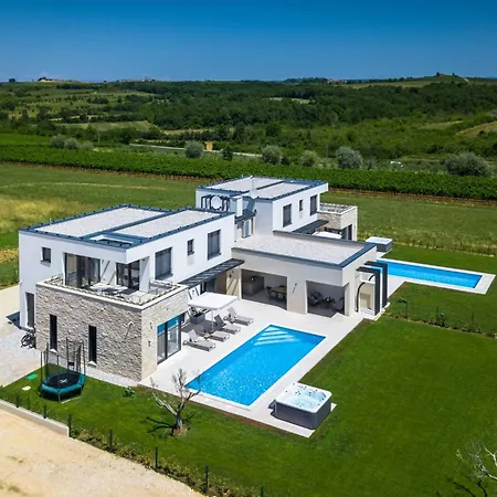 Villa Bella By Interhome Brtonigla