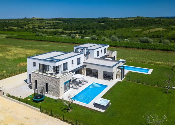 Villa Bella By Interhome Brtonigla